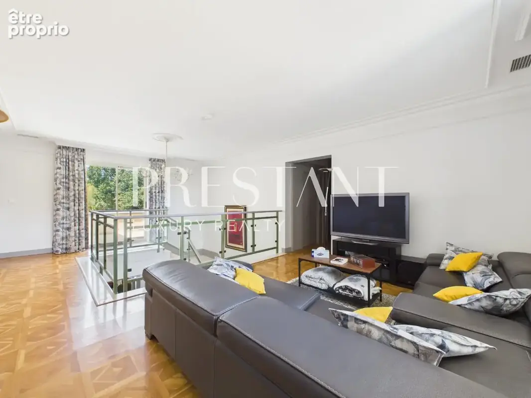 Villa contemporaine de 390m2 sur un parc 1,3 ha - Le Taillan Médoc - photo 14
