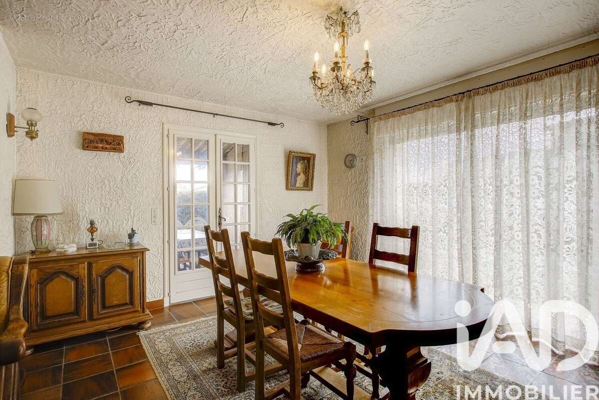 Photo 8 - Maison à LA ROQUETTE-SUR-SIAGNE