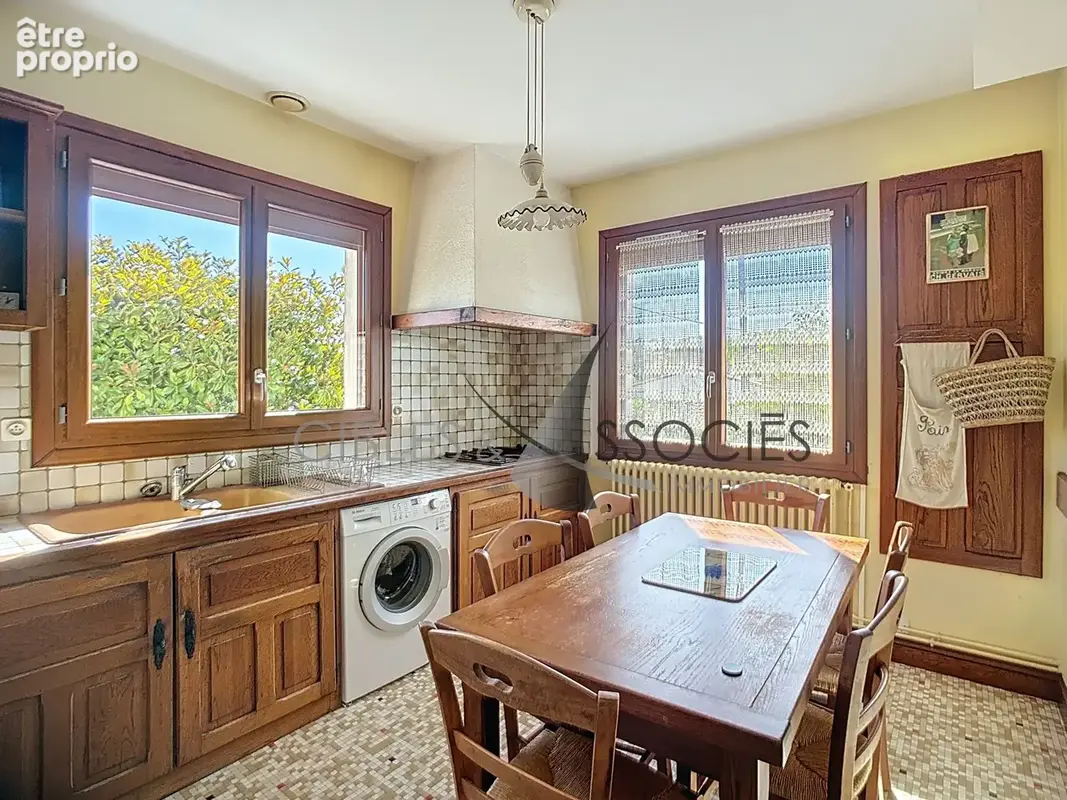 Maison 7 pièces 156 m² à vendre à Nieul-Sur-Mer (17137) - photo 5