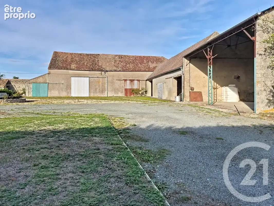 Maison 8 pièces 266 m² à vendre à Aunay-Sous-Auneau (28700) - photo 3