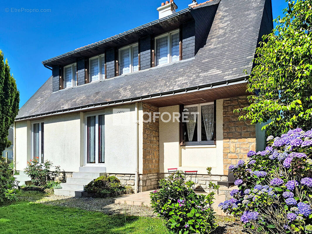 Maison à SERENT