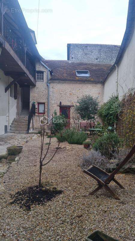 Appartement à LORREZ-LE-BOCAGE-PREAUX
