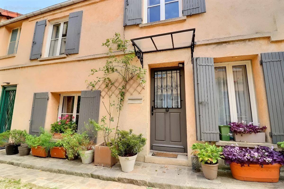 Maison à MARLY-LE-ROI