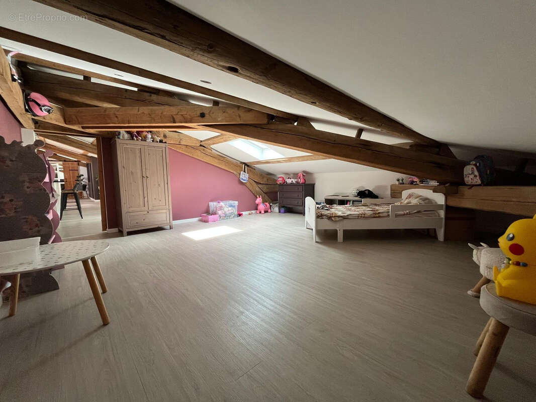 Appartement T5 type Loft 171m2 - photo 9