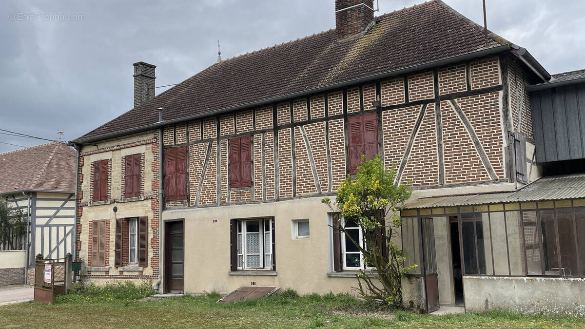 Maison à CRESANTIGNES