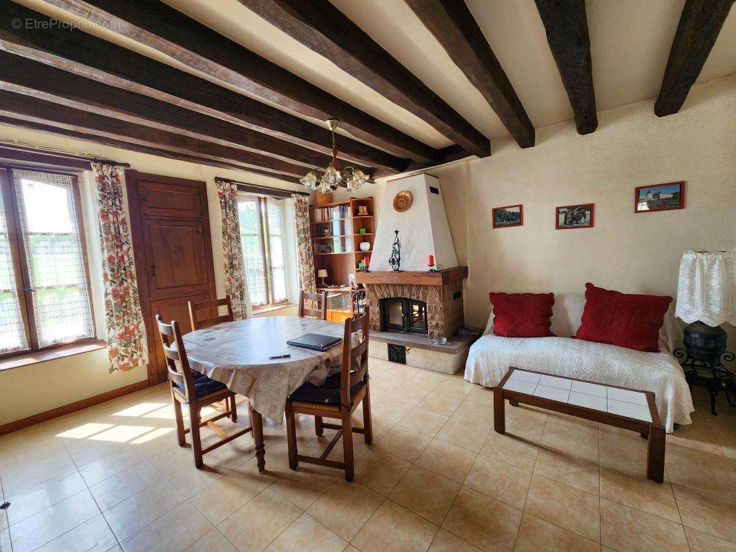 Maison à OIGNY