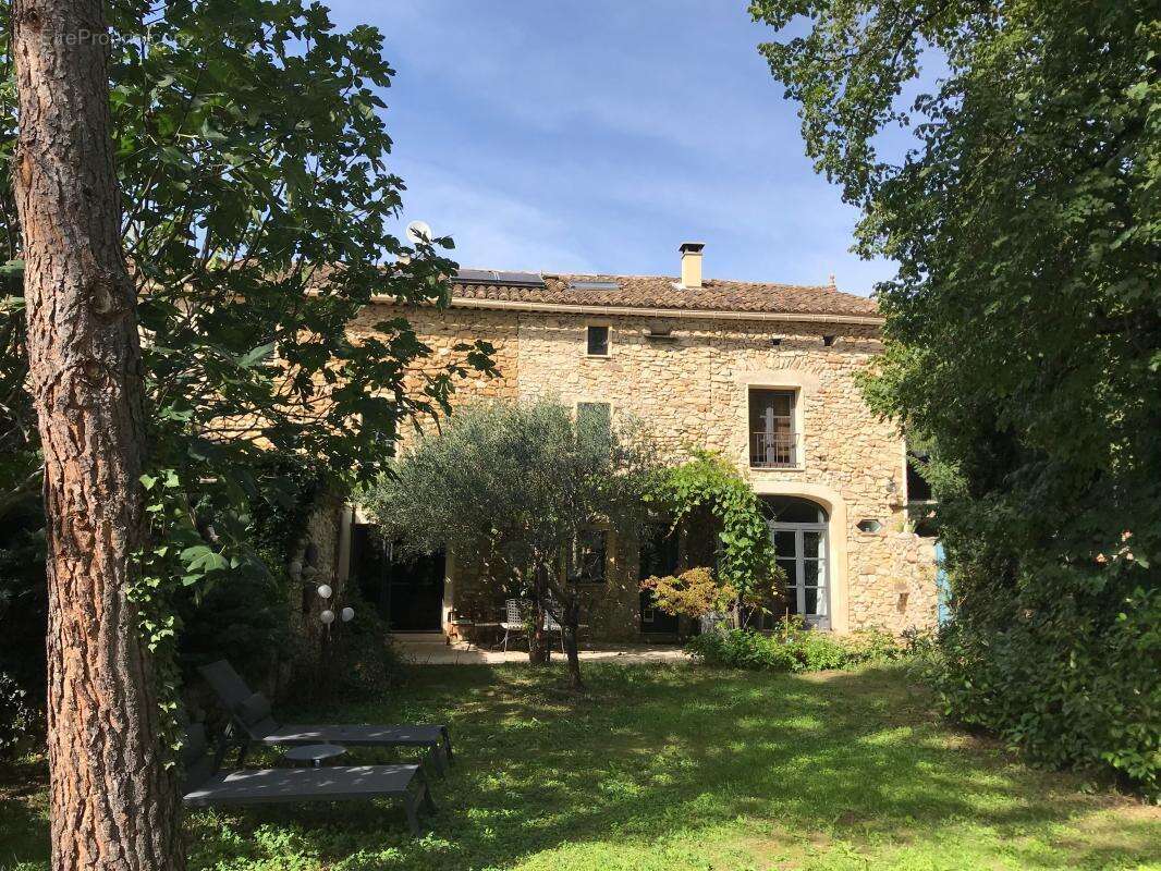 Maison à VAISON-LA-ROMAINE