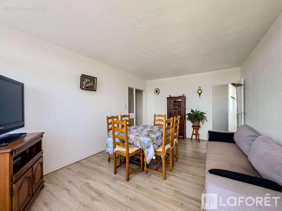 Appartement T2 vendu loué à Biscarrosse - Balcon, ascenseur, cave et investissement locatif - photo 4