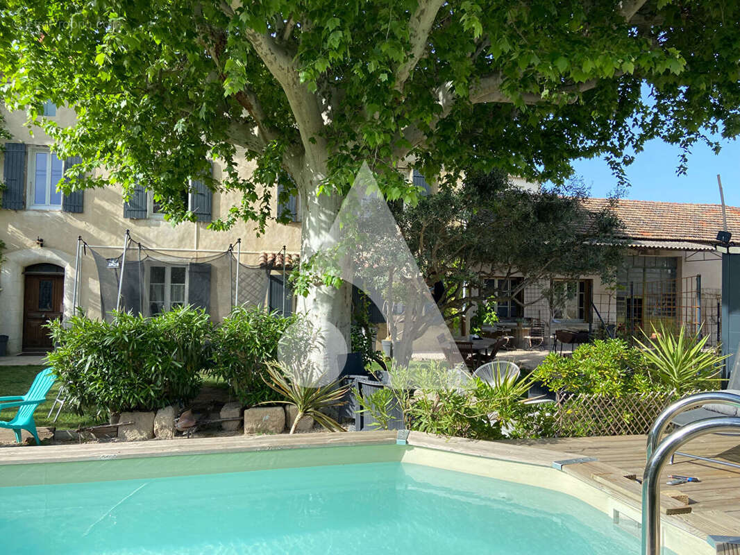 Maison à JONQUIERES