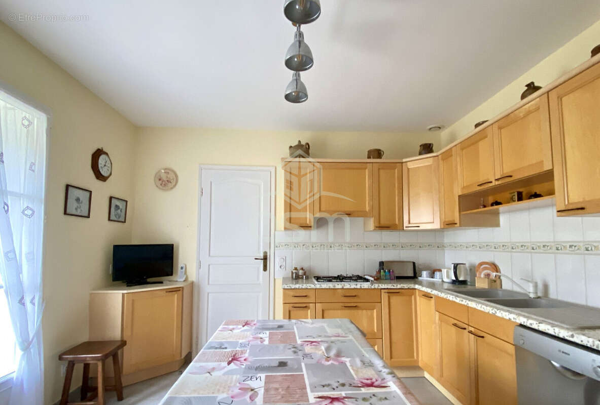 Maison à SAINT-BRANCHS