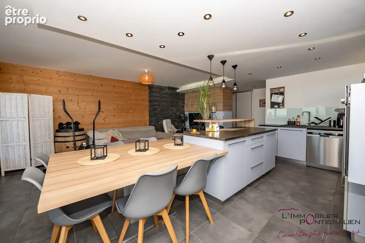 Pontarlier : appartement de type 3 - terasse, cave et garage - photo 13