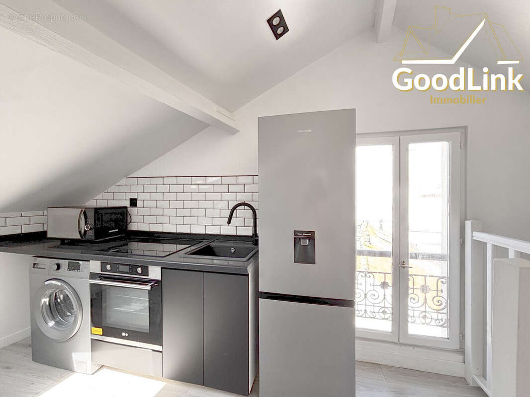 Appartement à AUBERVILLIERS