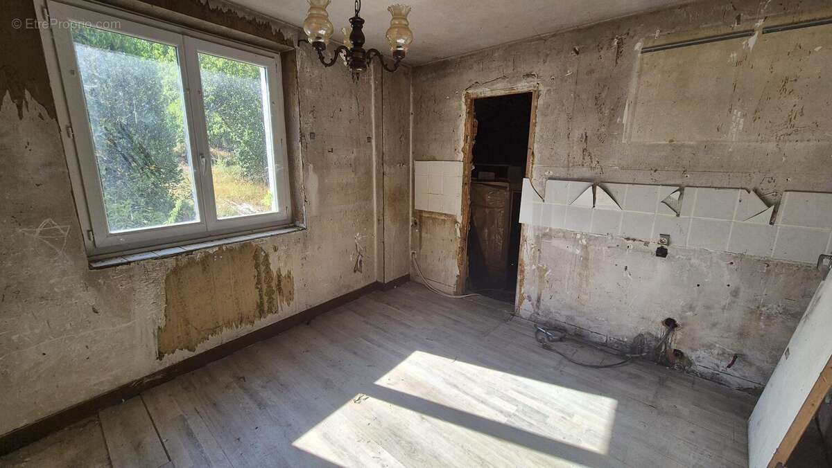 Maison 116 m² à Saint-Martin-Le-Vieux  - photo 7