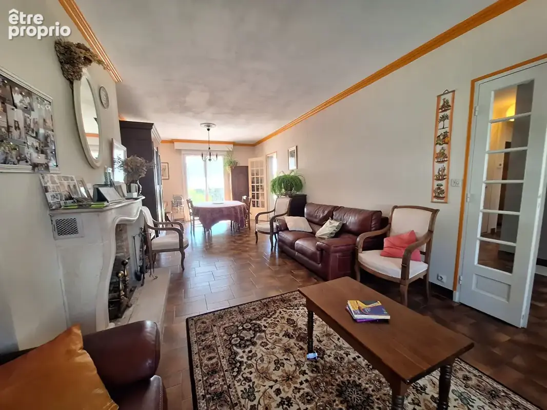 Maison avec chambres plain pied - 164  m² - LES MAILLETS - photo 3
