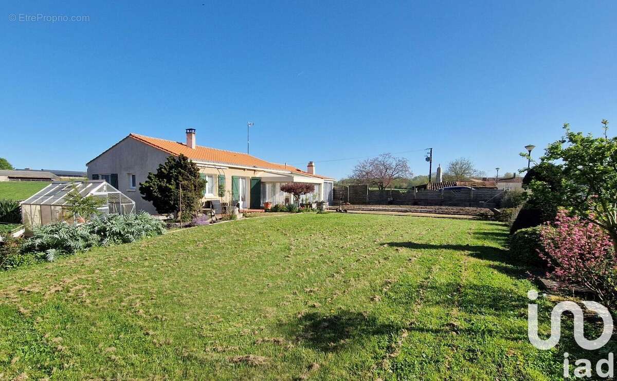 Photo 2 - Maison à VOUVANT