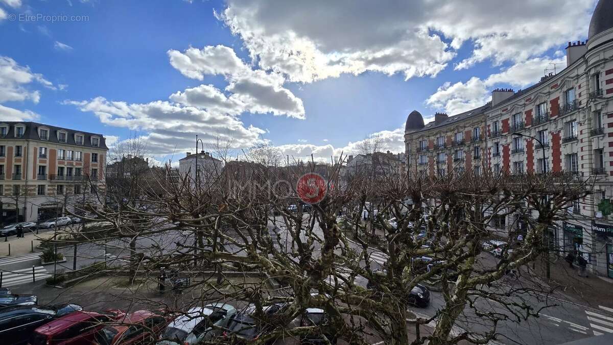 Appartement à LE RAINCY