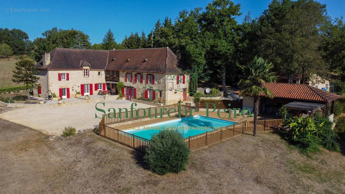 Maison à SARLAT-LA-CANEDA
