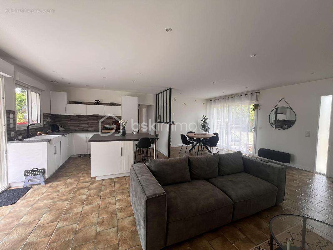 Soulac-sur-Mer – Maison de plain-pied entièrement rénovée - photo 3