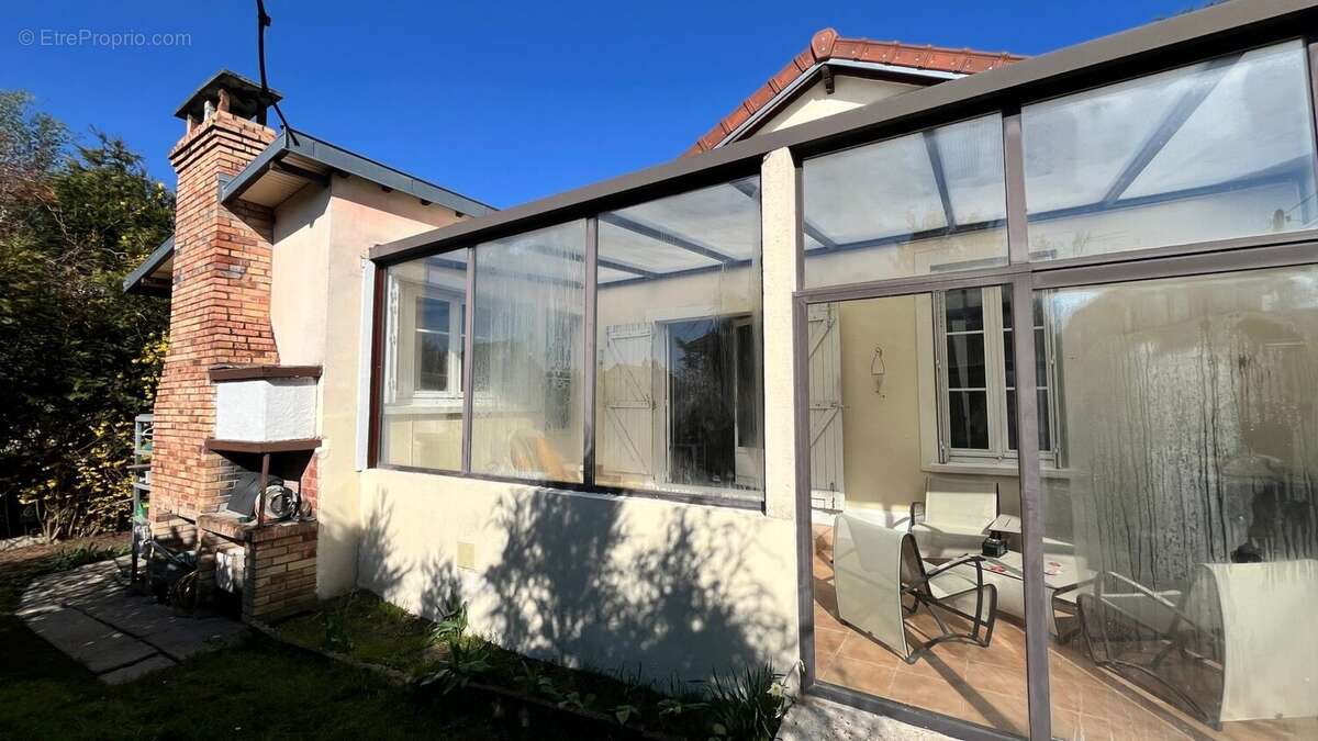 Maison à MONTIGNY-LES-CORMEILLES