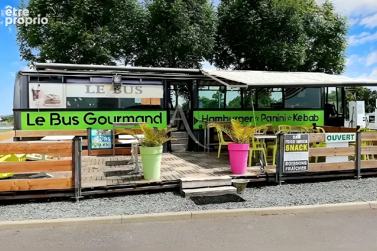 Commerce à SAINTE-GEMME-LA-PLAINE