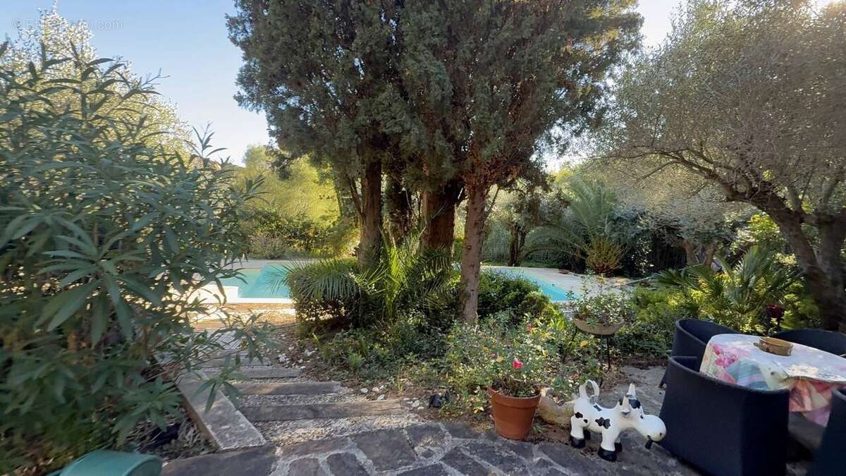 Maison à LA CROIX-VALMER
