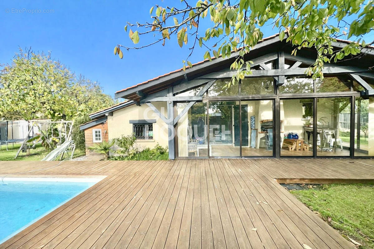 Maison à GUJAN-MESTRAS