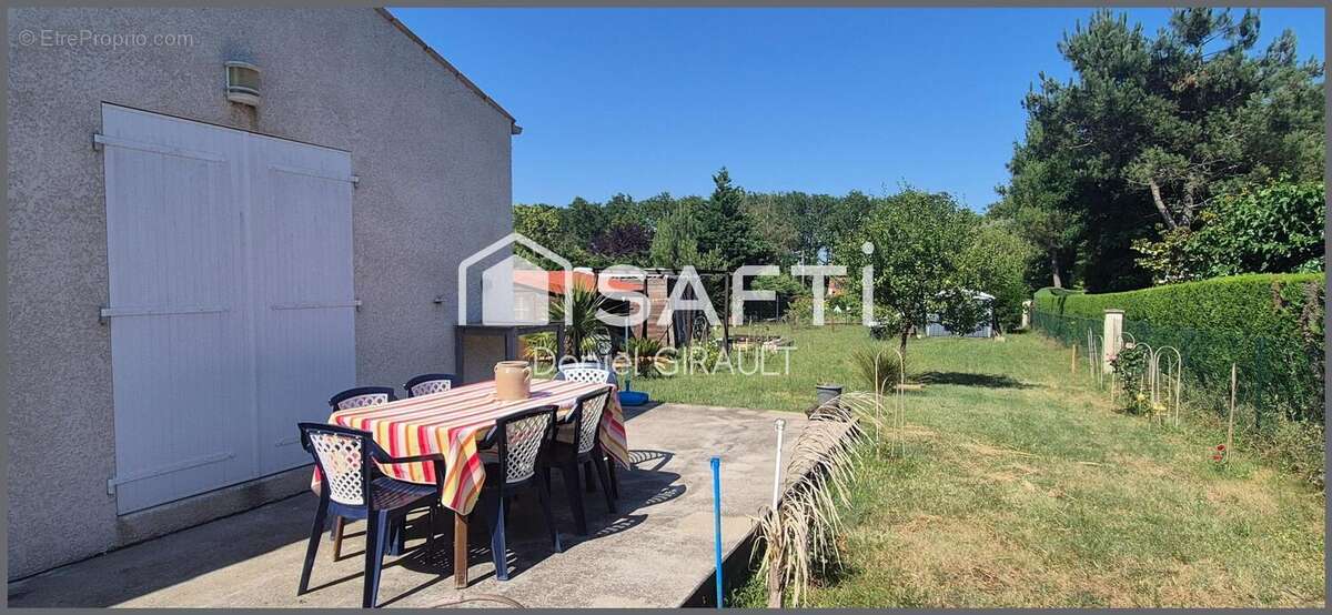 Maison 95 m² à Saint-Andre-De-Lidon  - photo 3