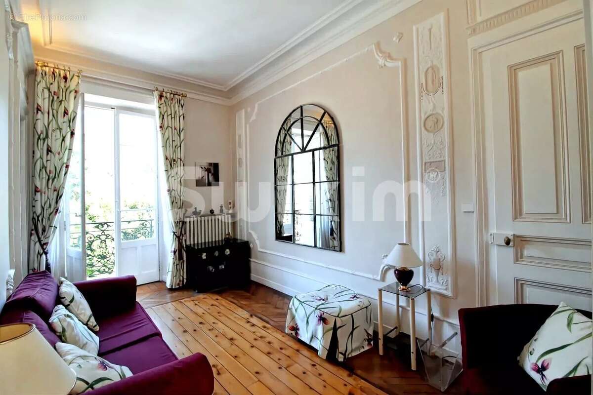 Appartement à AIX-LES-BAINS