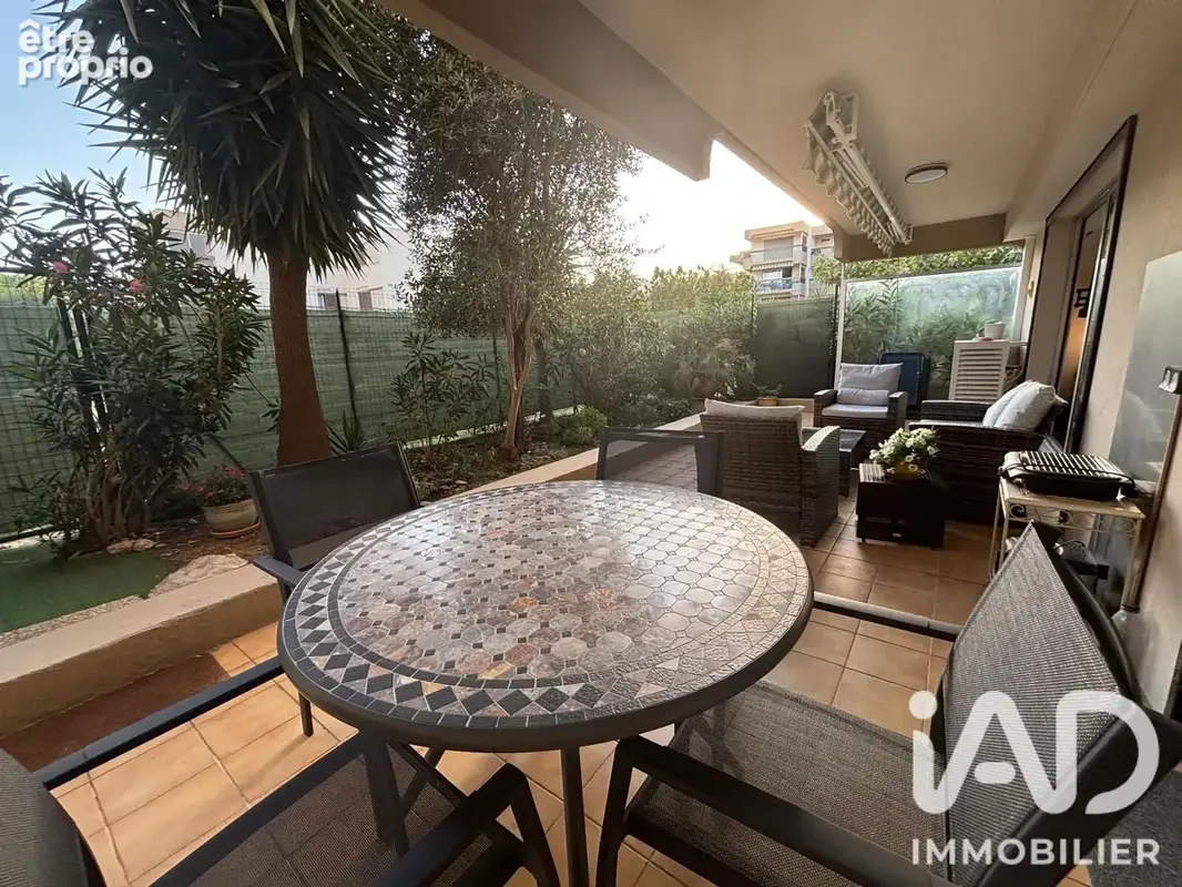 Photo 1 - Appartement à LE LAVANDOU