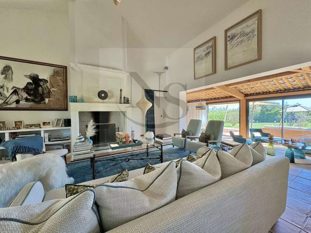 Maison à RAMATUELLE