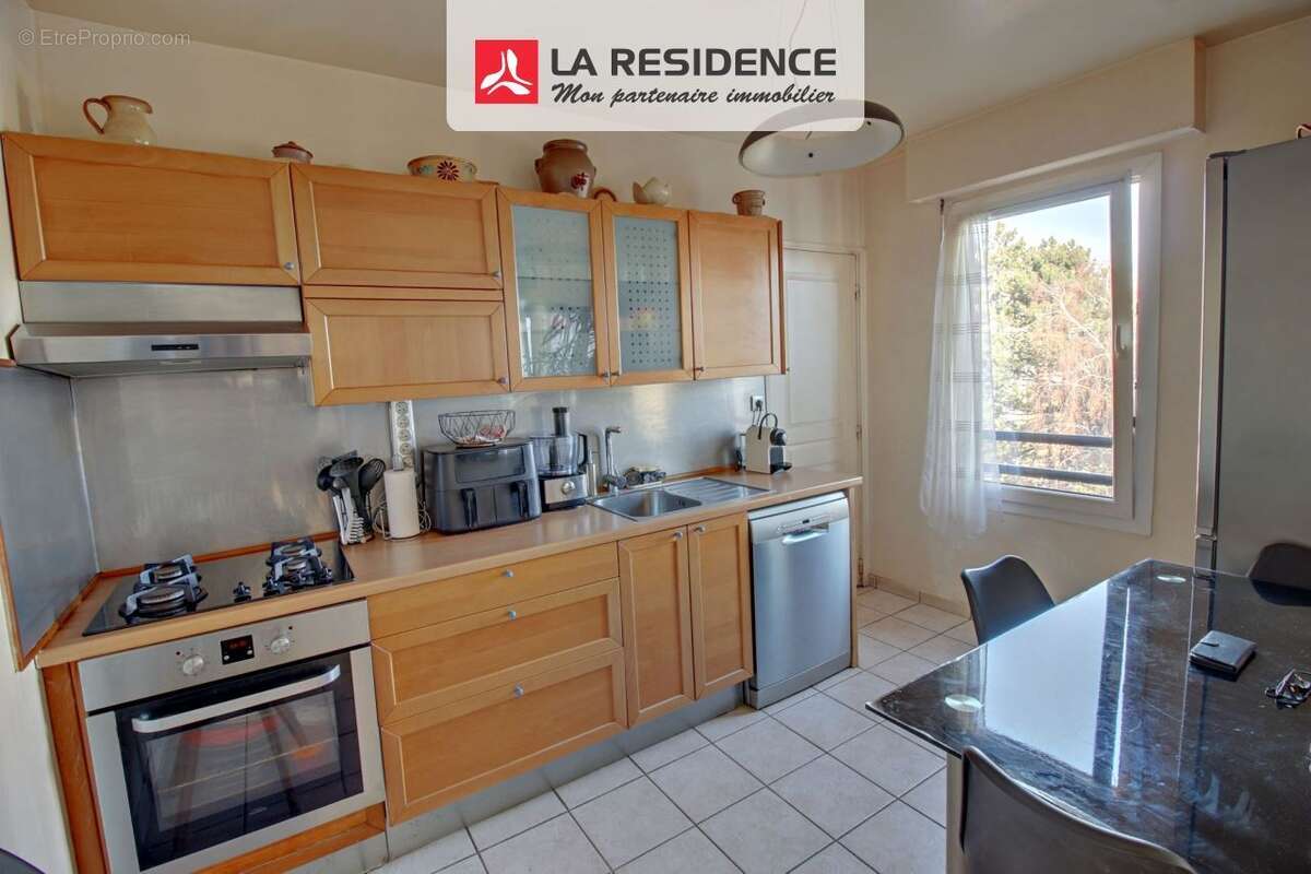 Appartement 68 m² à Conflans-Sainte-Honorine  - photo 4