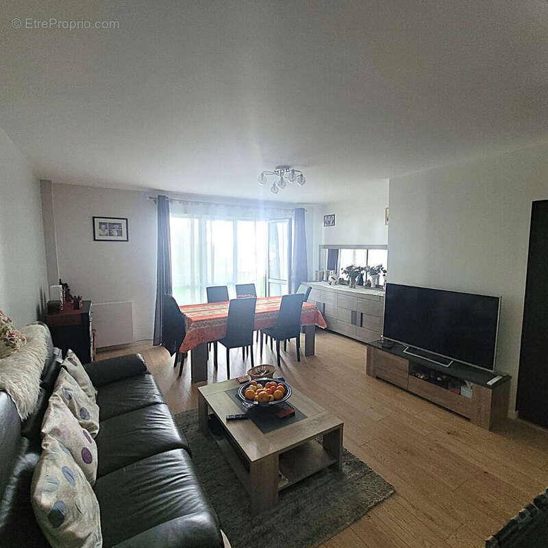 Appartement à LES ULIS