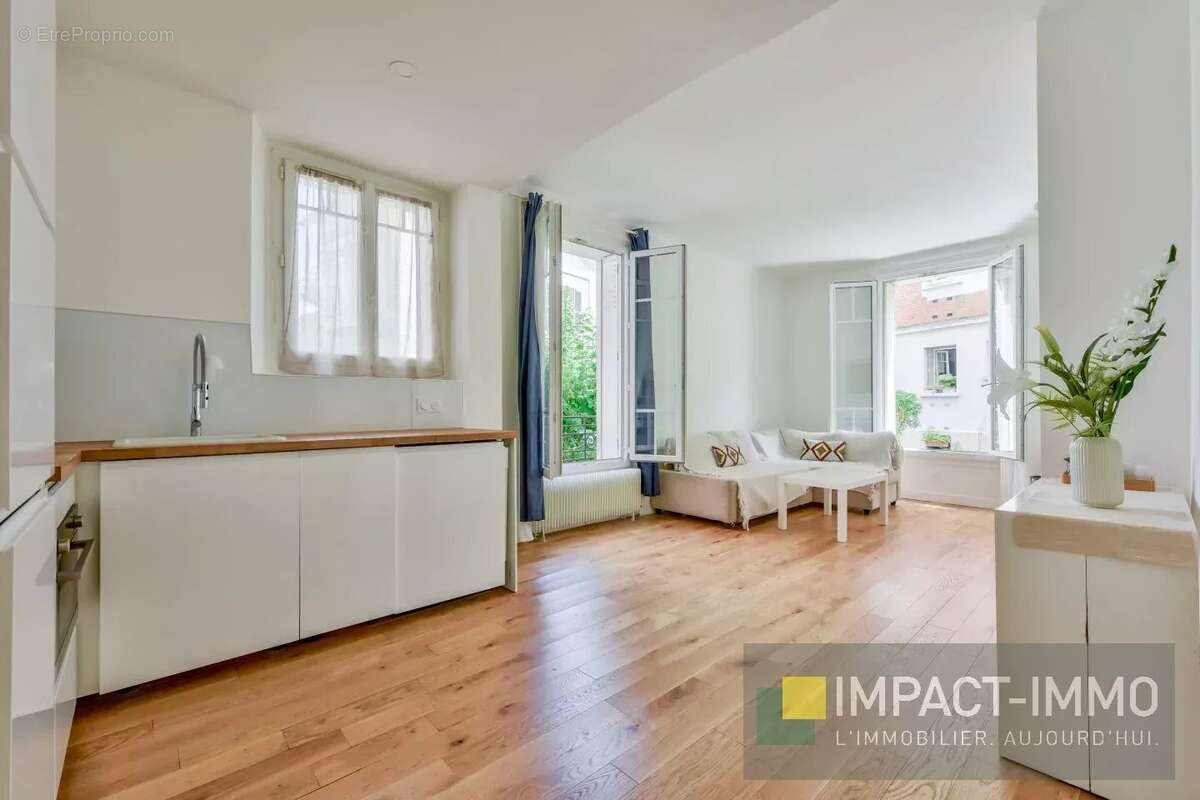 Appartement à COURBEVOIE