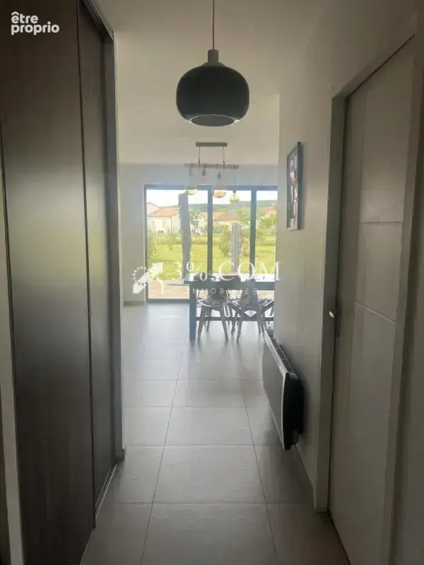 3%. com immobilier : maison passive à  vouneuil-sur-vienne - photo 3