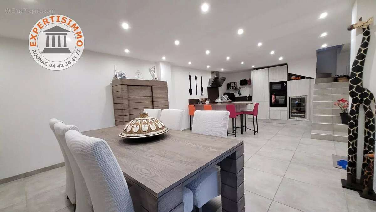 Maison à ROGNAC