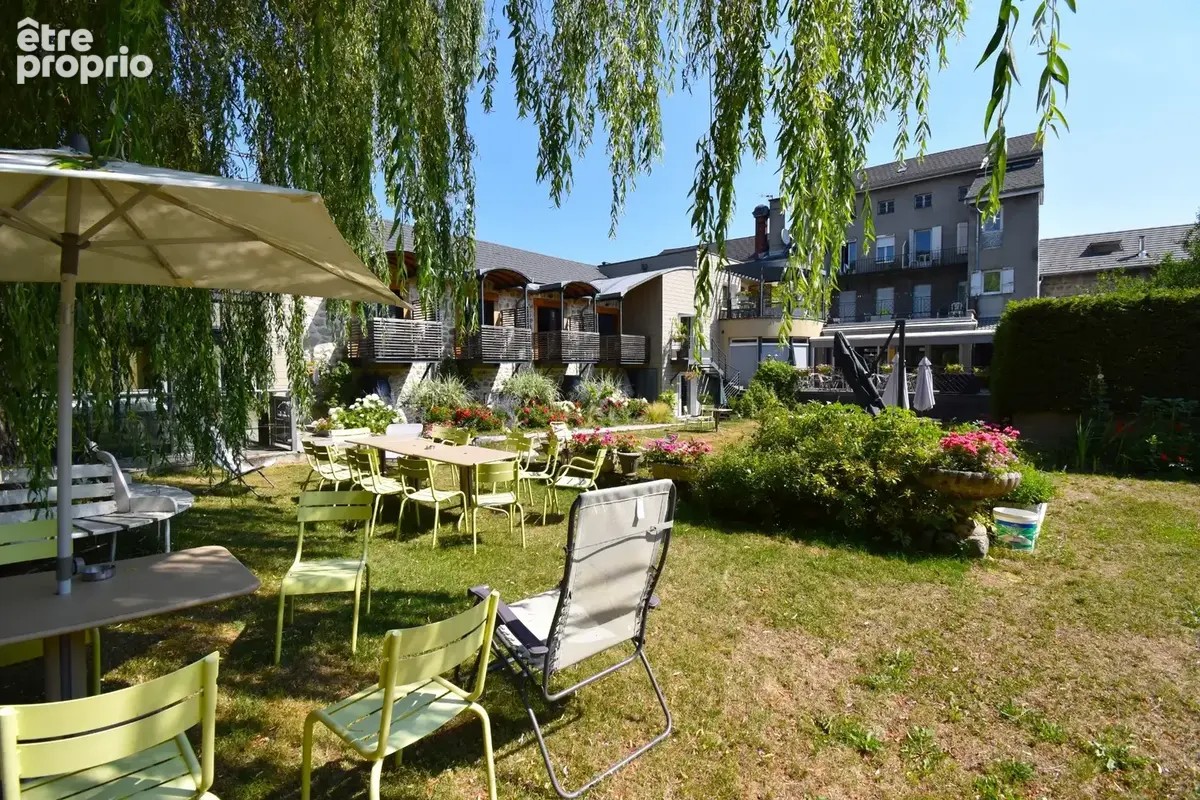 Commerce à TENCE