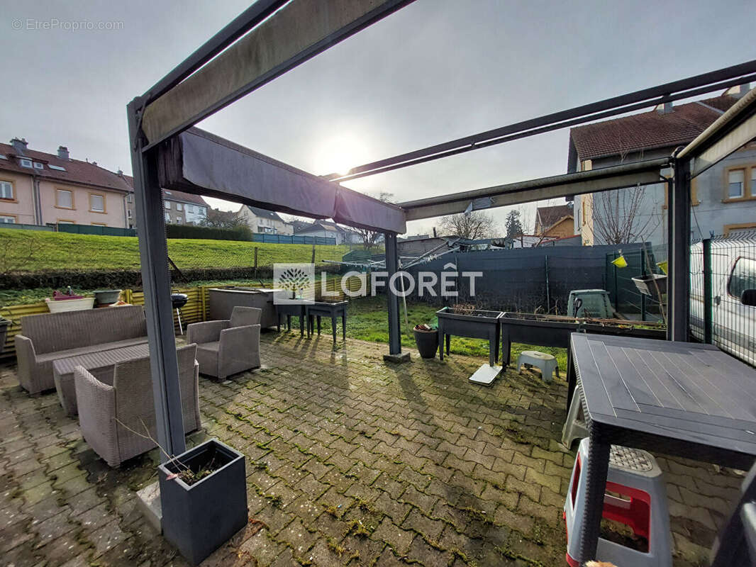 Maison à AUDUN-LE-TICHE