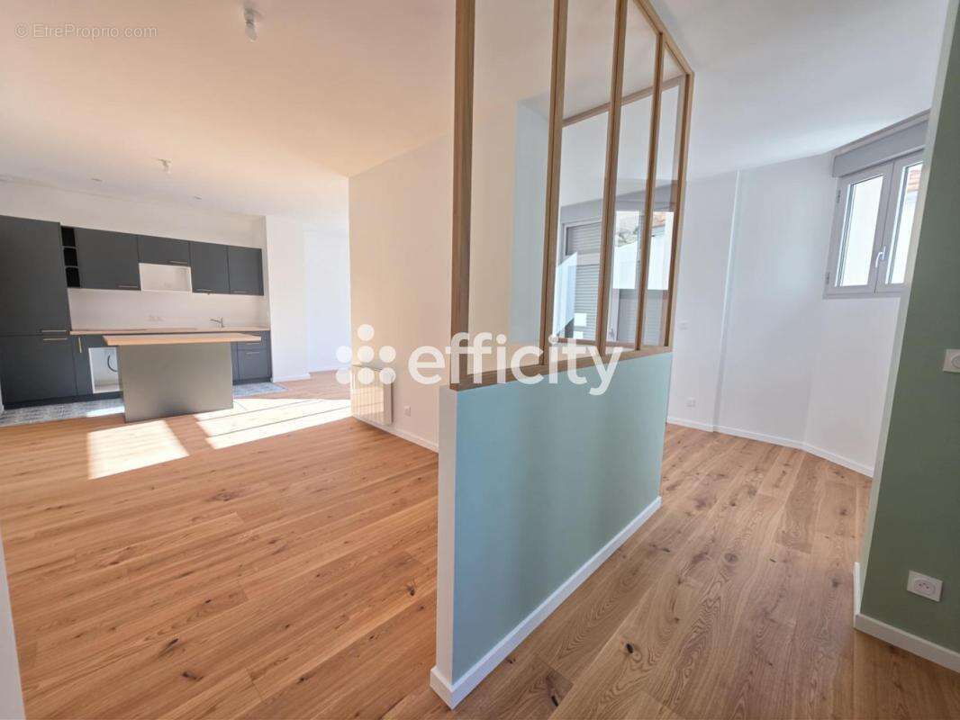 Appartement - photo 2