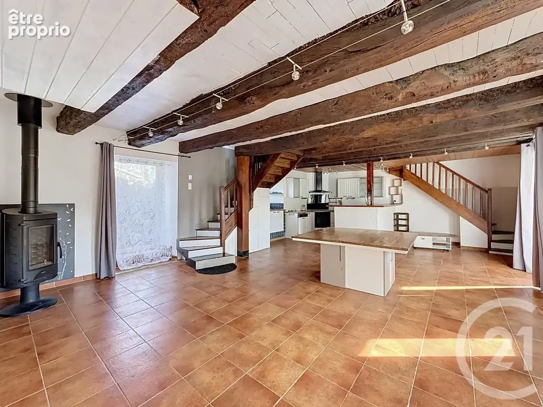 Maison 216 m² à Plenee-Jugon  - photo 2