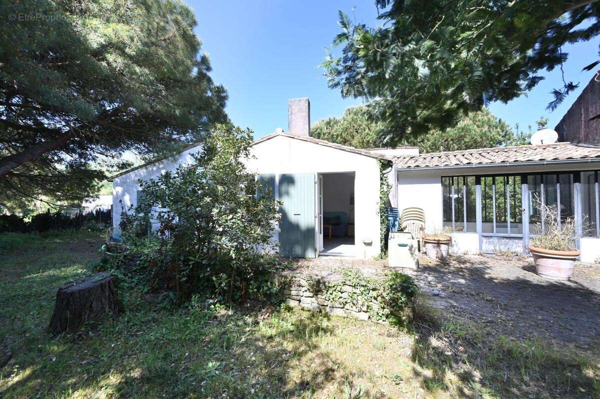 Maison à LES PORTES-EN-RE