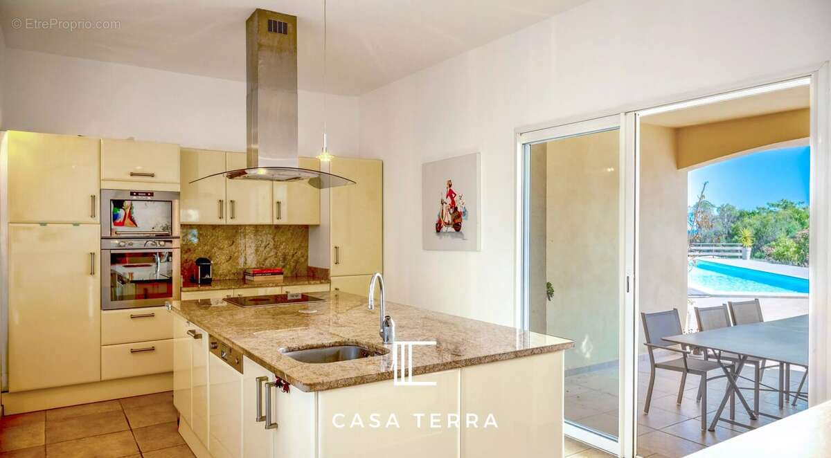 Maison à SARI-SOLENZARA