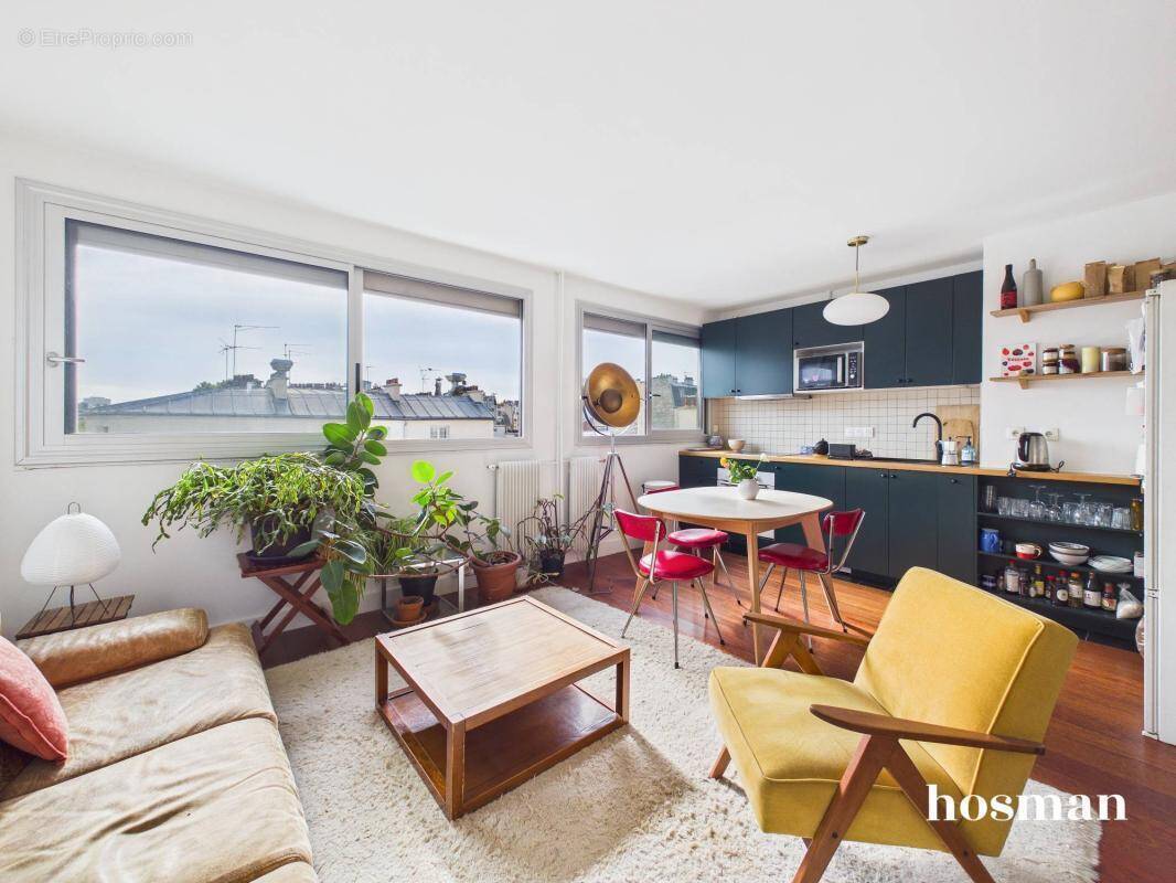 Appartement à PARIS-18E