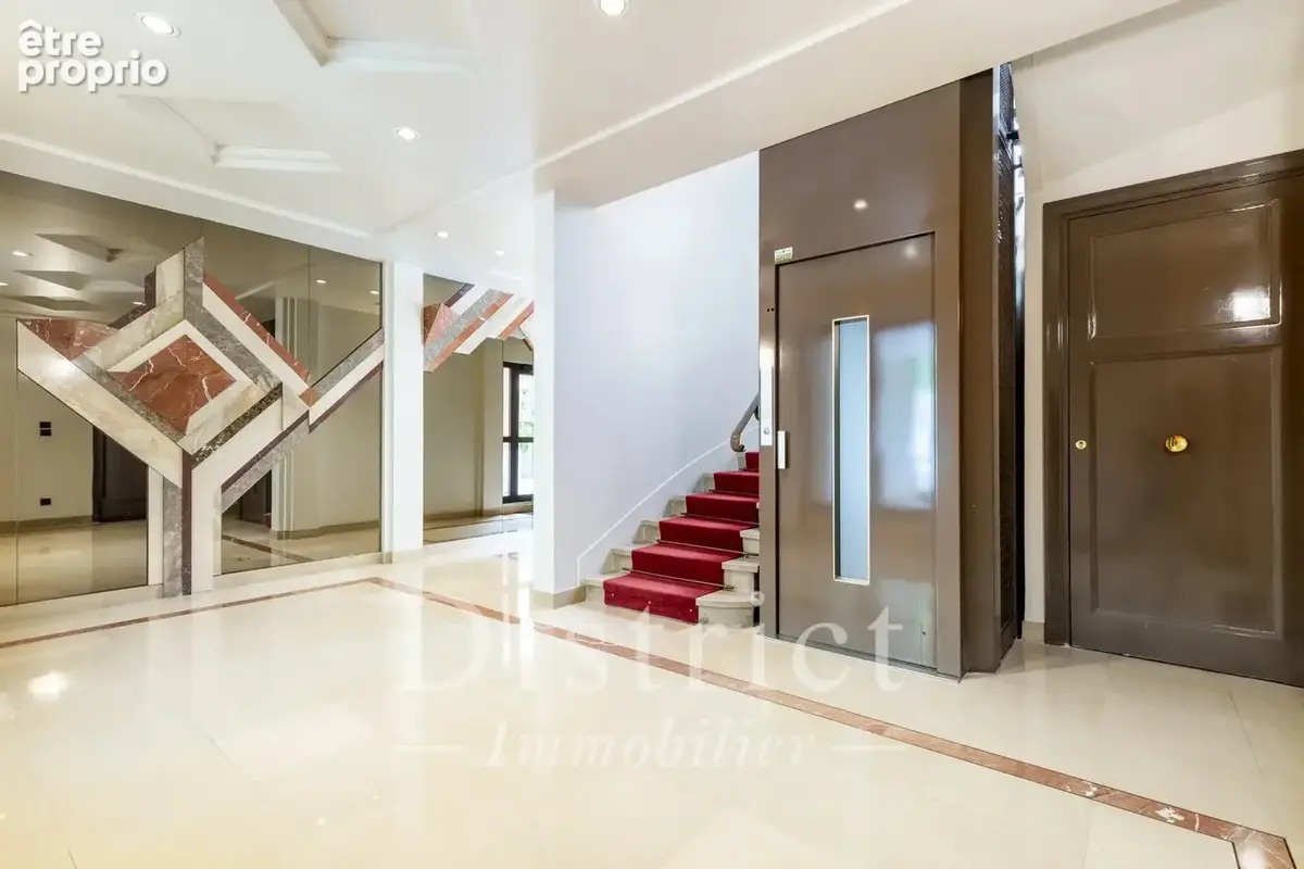 Avenue d'Iéna. Pied à terre exceptionnel de 78 m² - photo 8