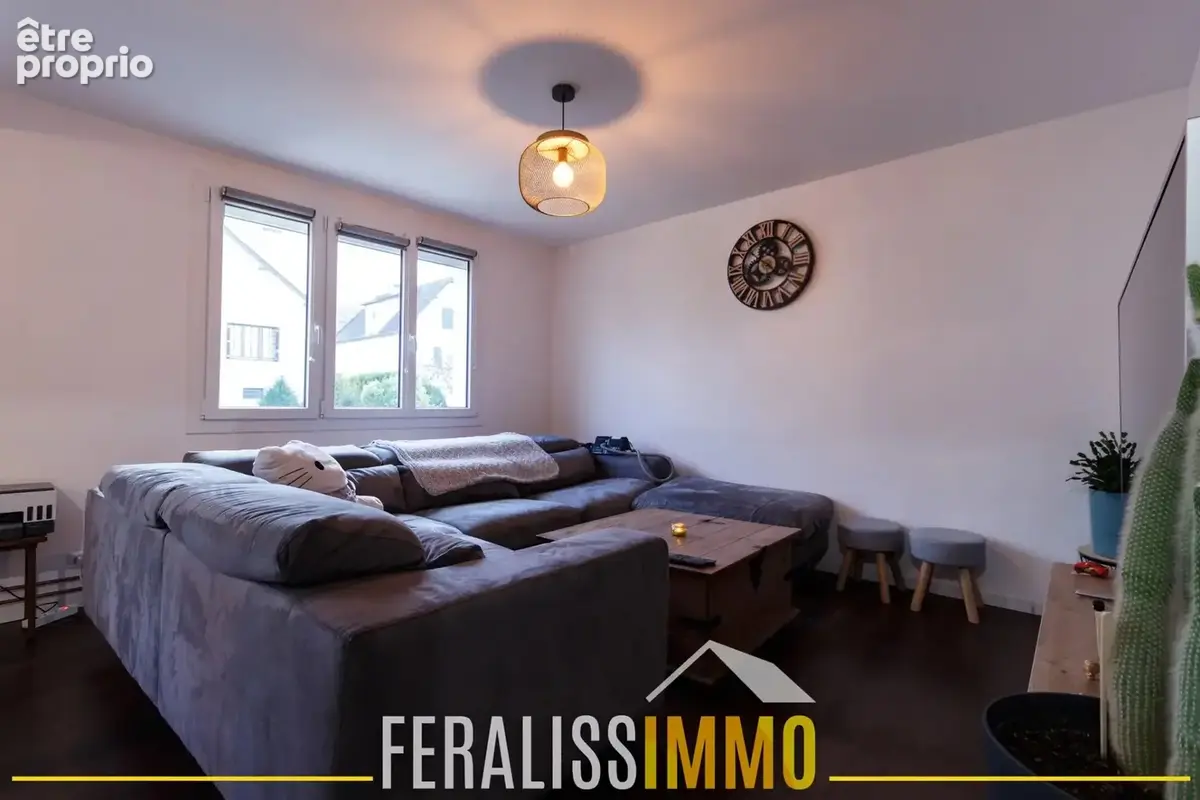 Maison individuelle dans le village de Menucourt - photo 4