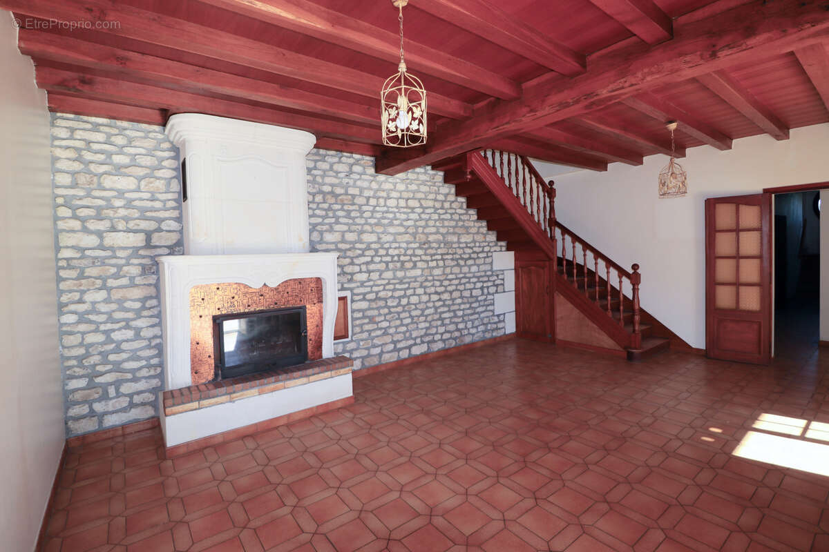 Maison à MESCHERS-SUR-GIRONDE