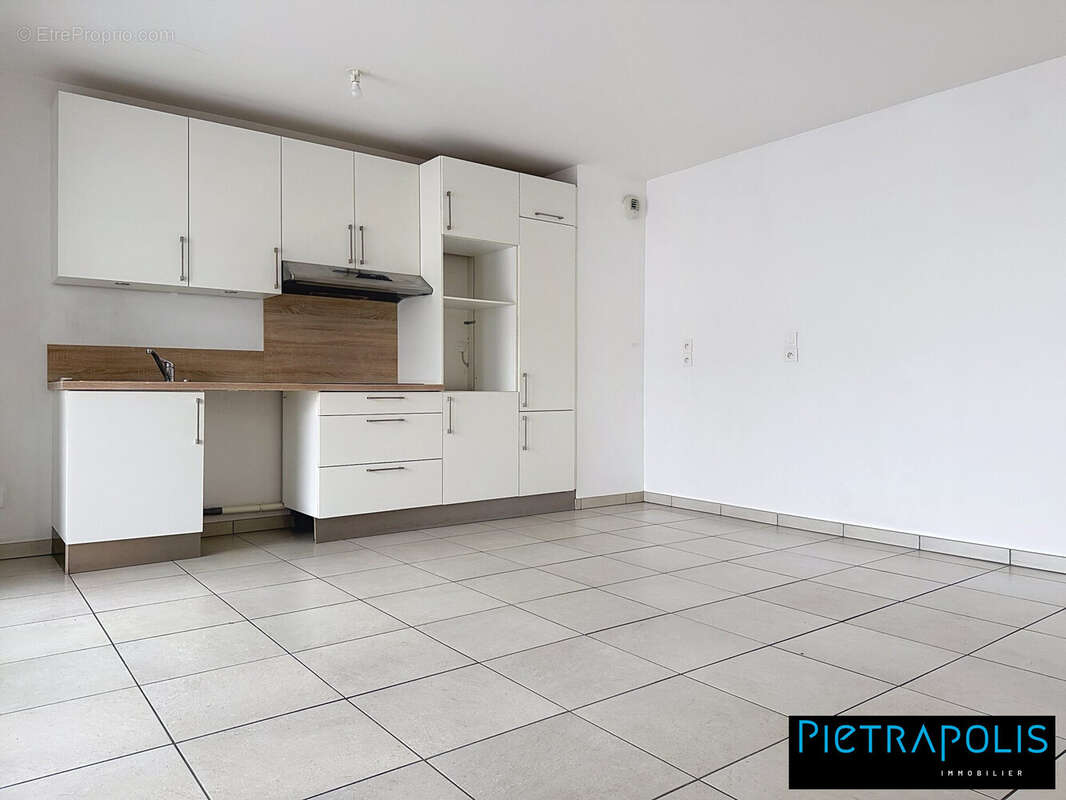 Appartement à SAINTE-FOY-LES-LYON