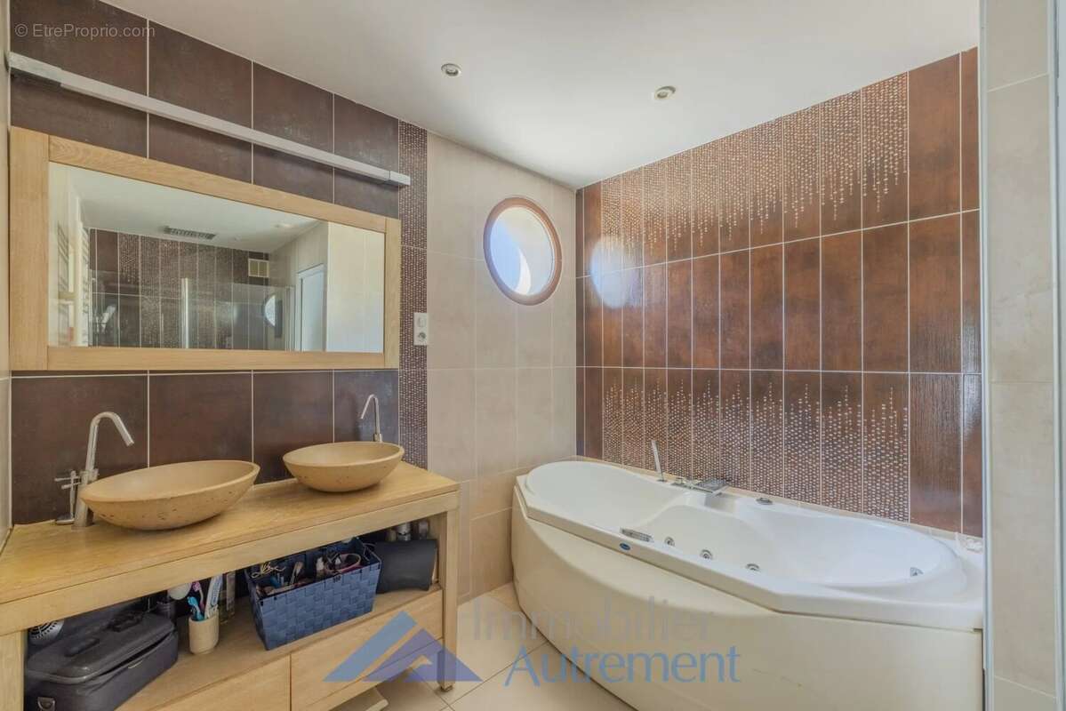 Maison à CARRY-LE-ROUET