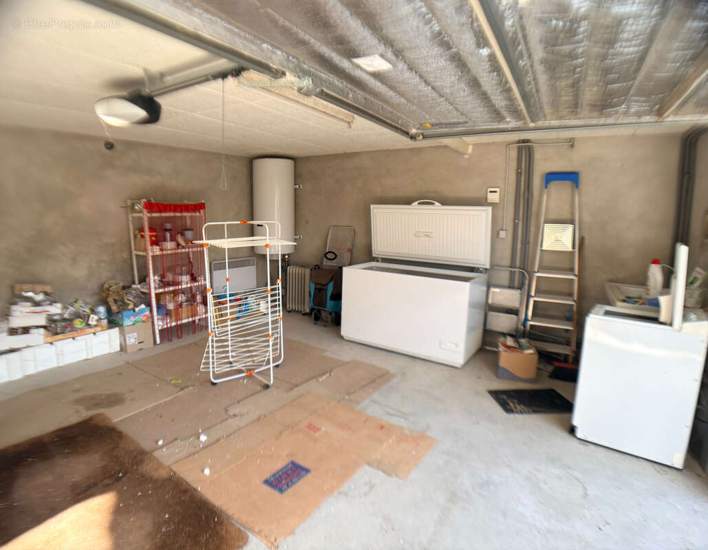 Maison à BELLENAVES