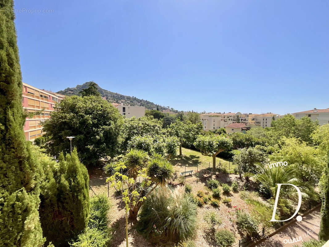 Appartement à HYERES