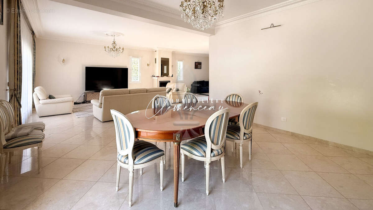 Maison à VILLENNES-SUR-SEINE